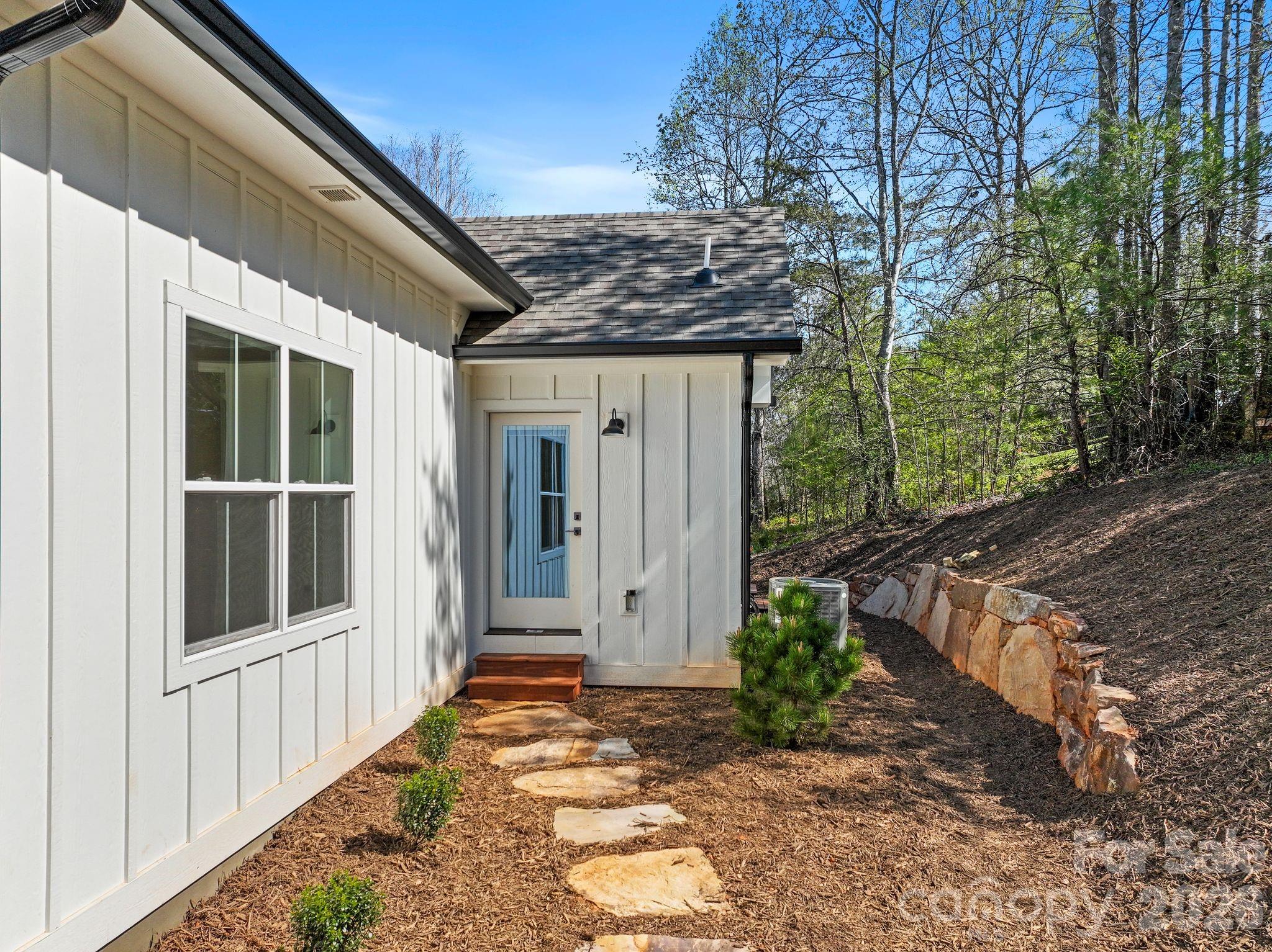 94 Spicewood Road Weaverville NC 28787