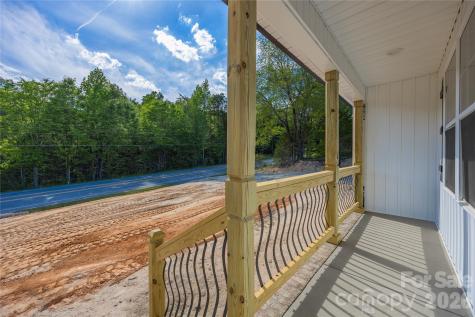 1602 Friendship Ledford Road Winston Salem NC 27107