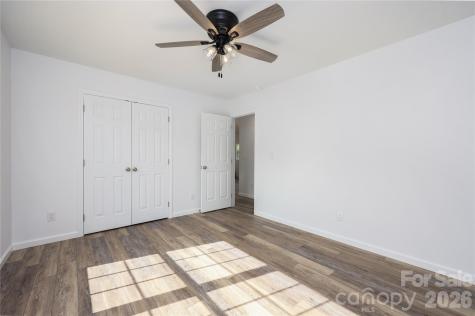 1602 Friendship Ledford Road Winston Salem NC 27107