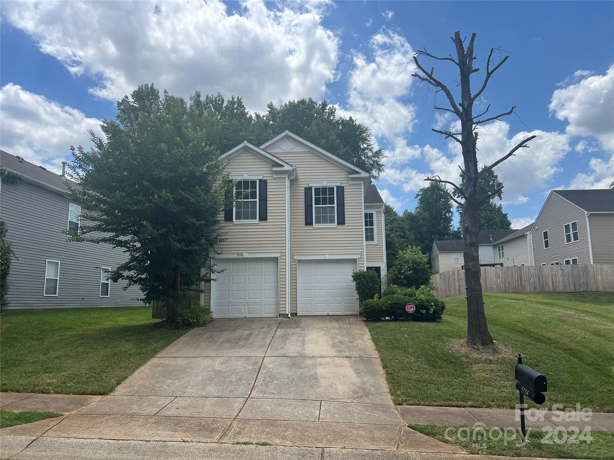 5114 Vanhoy Lane Charlotte NC 28269