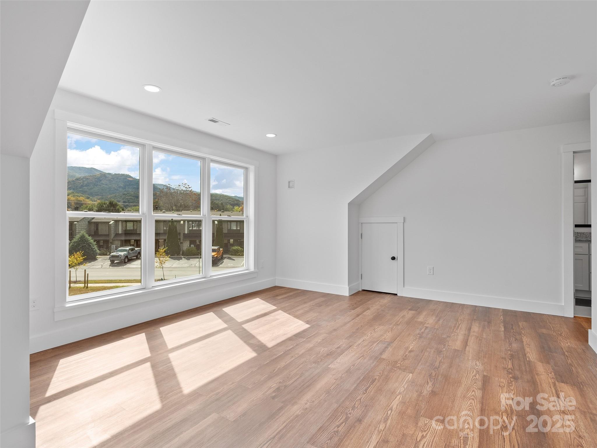 15 Riemar Lane Waynesville NC 28786