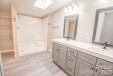 44082 Harper Hearne Road New London NC 28127