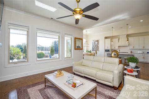 13204 Terrace Court Drive Charlotte NC 28278