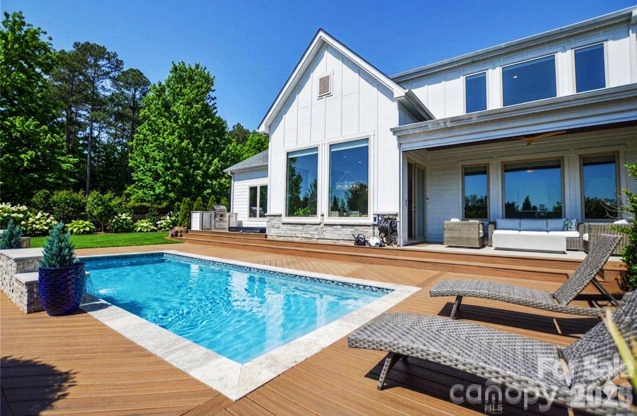 13204 Terrace Court Drive Charlotte NC 28278