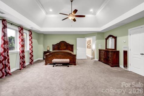 125 Leeward Shoals Lane Mooresville NC 28117