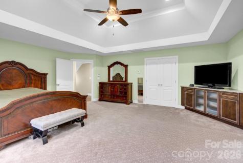 125 Leeward Shoals Lane Mooresville NC 28117