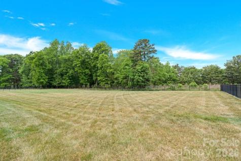125 Leeward Shoals Lane Mooresville NC 28117