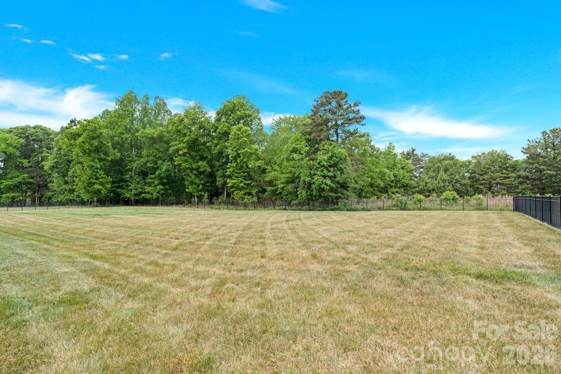 125 Leeward Shoals Lane Mooresville NC 28117
