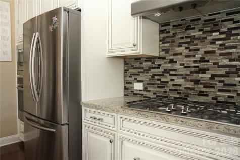 125 Leeward Shoals Lane Mooresville NC 28117