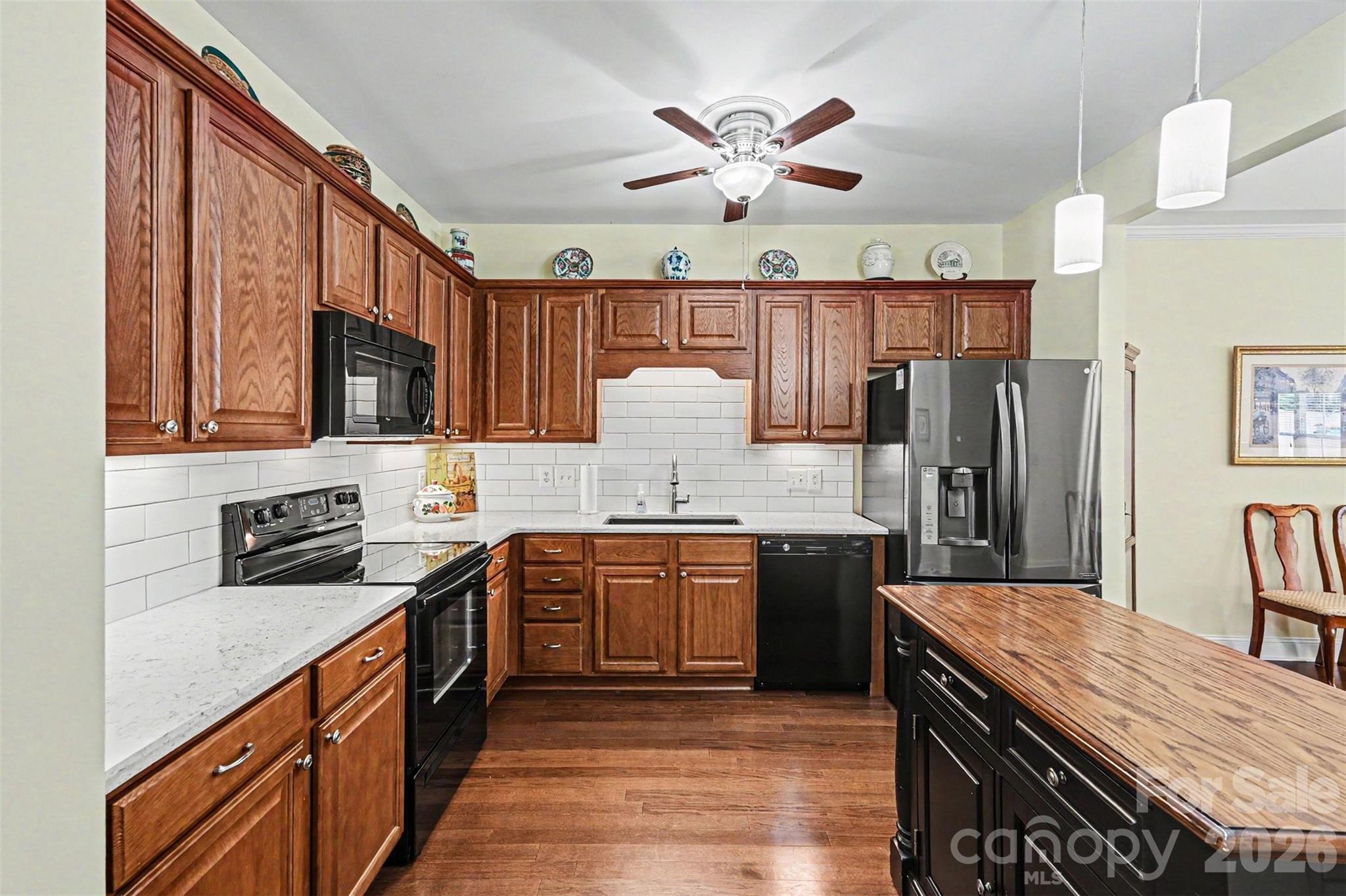 908 Davie Avenue Statesville NC 28677
