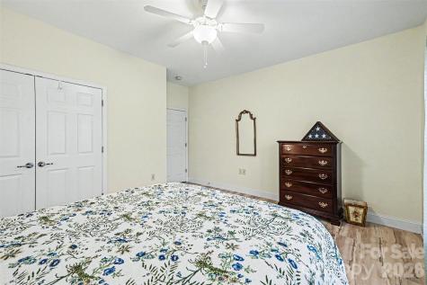 908 Davie Avenue Statesville NC 28677