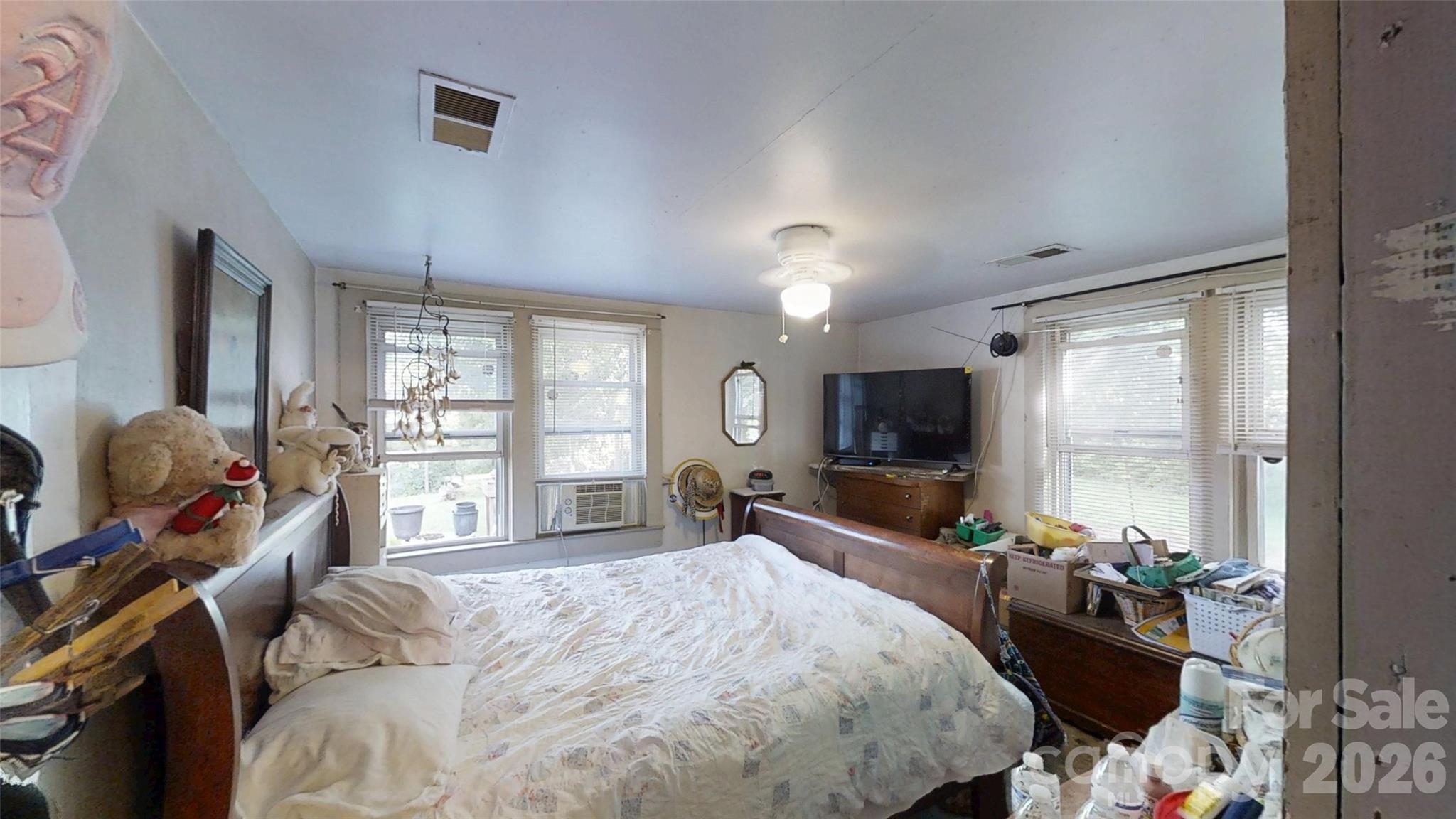 21 Maple Avenue Candler NC 28715
