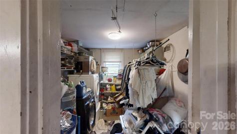 21 Maple Avenue Candler NC 28715