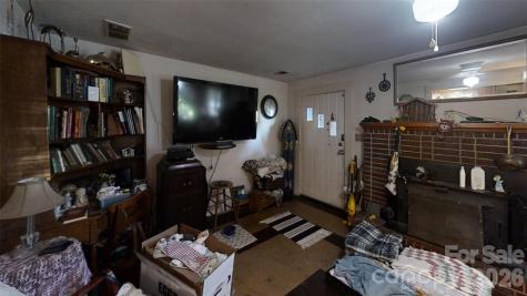 21 Maple Avenue Candler NC 28715