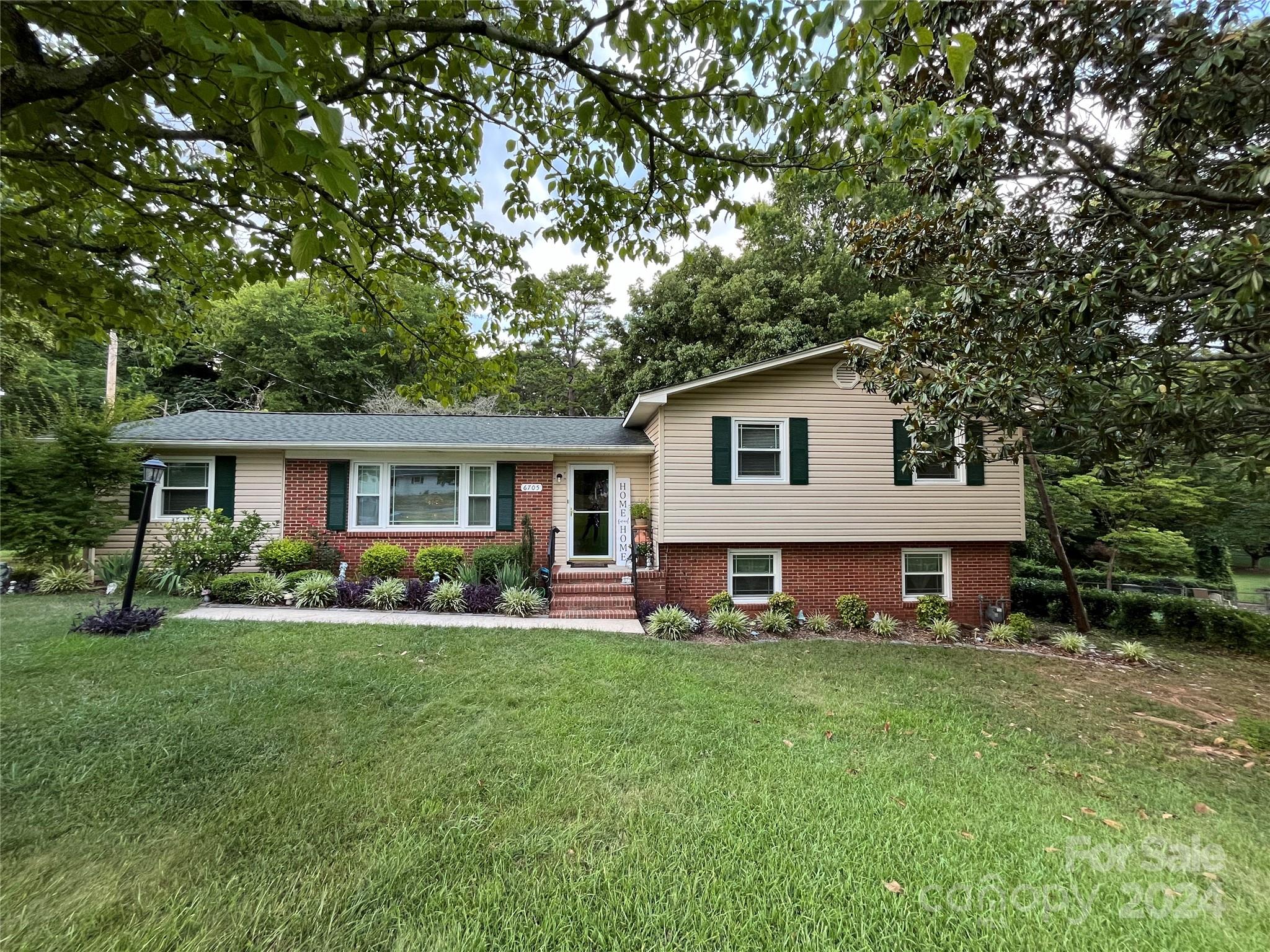 6705 Terry Lane Charlotte NC 28215