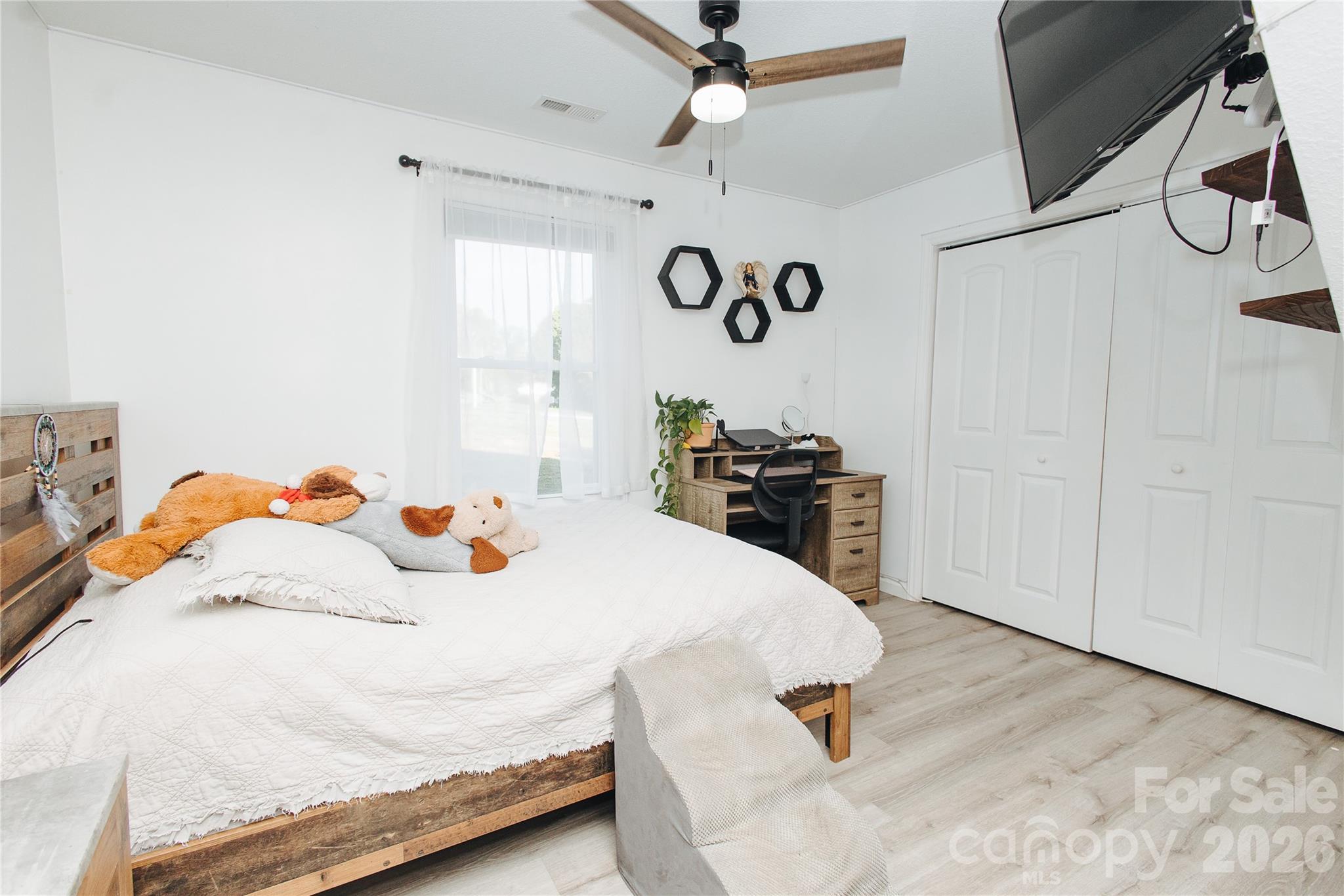 62 E Glenview Street Marion NC 28752