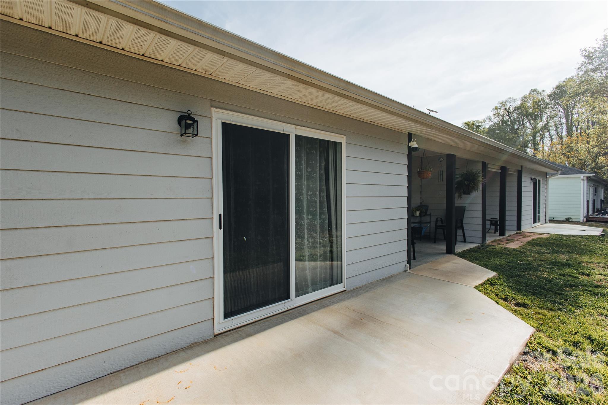 62 E Glenview Street Marion NC 28752