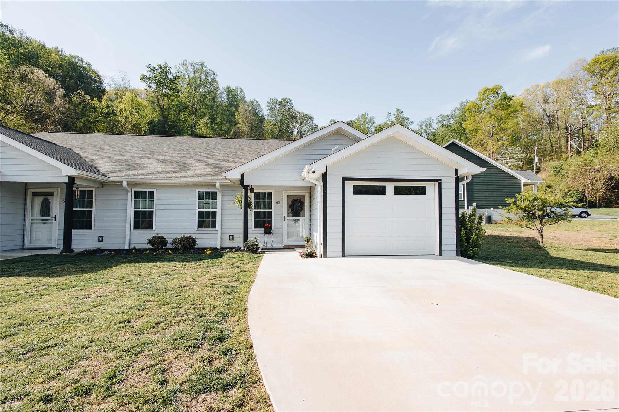 62 E Glenview Street Marion NC 28752