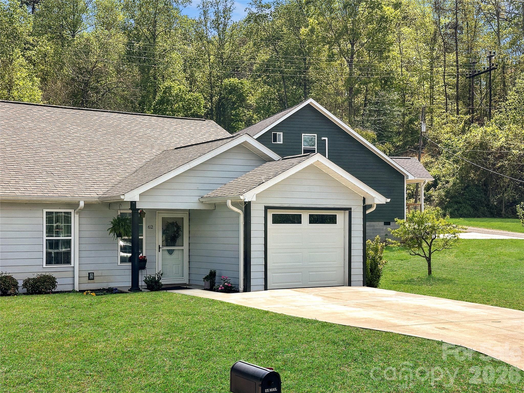 62 E Glenview Street Marion NC 28752