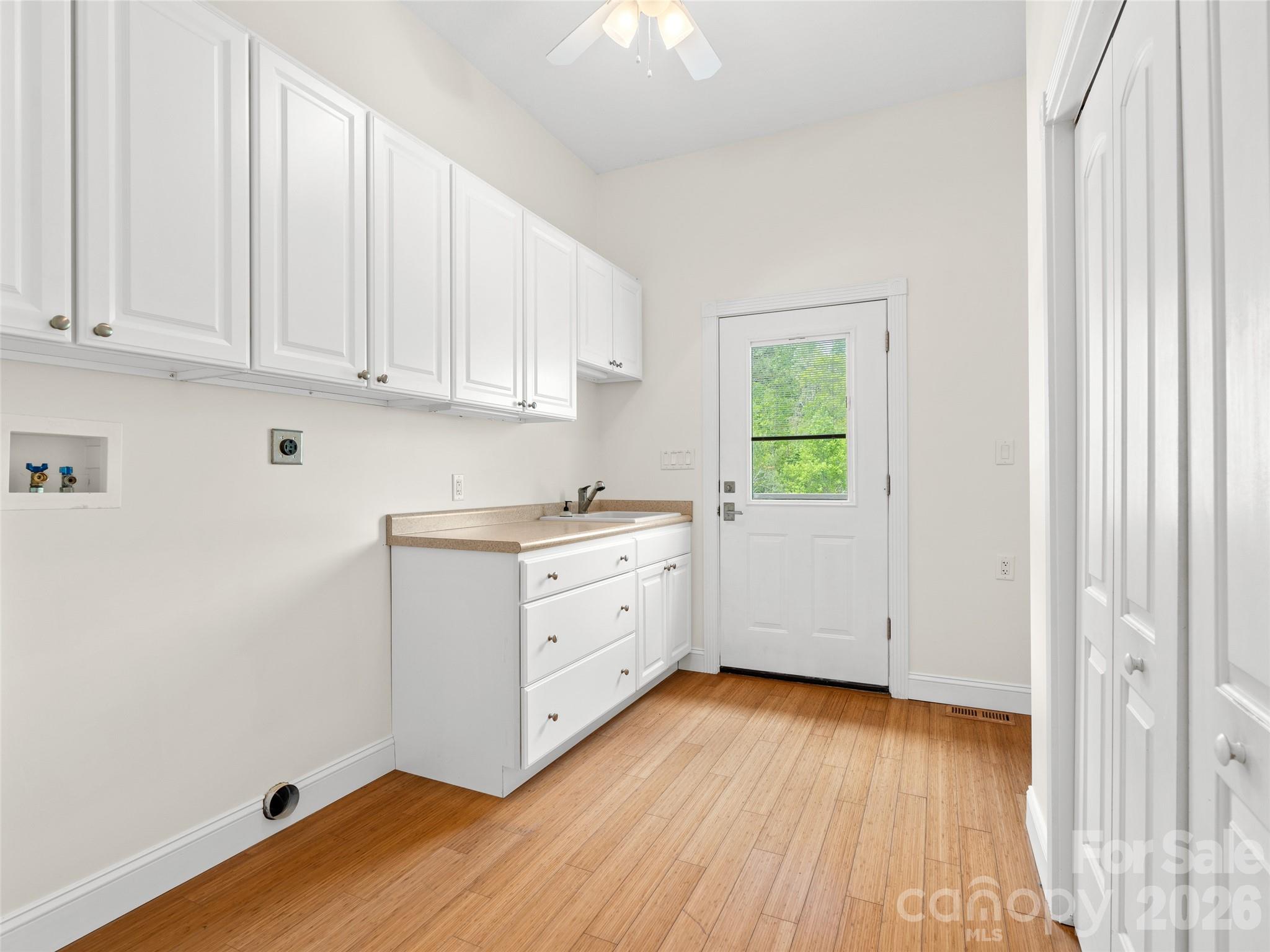 16 Chickadee Lane Fairview NC 28730