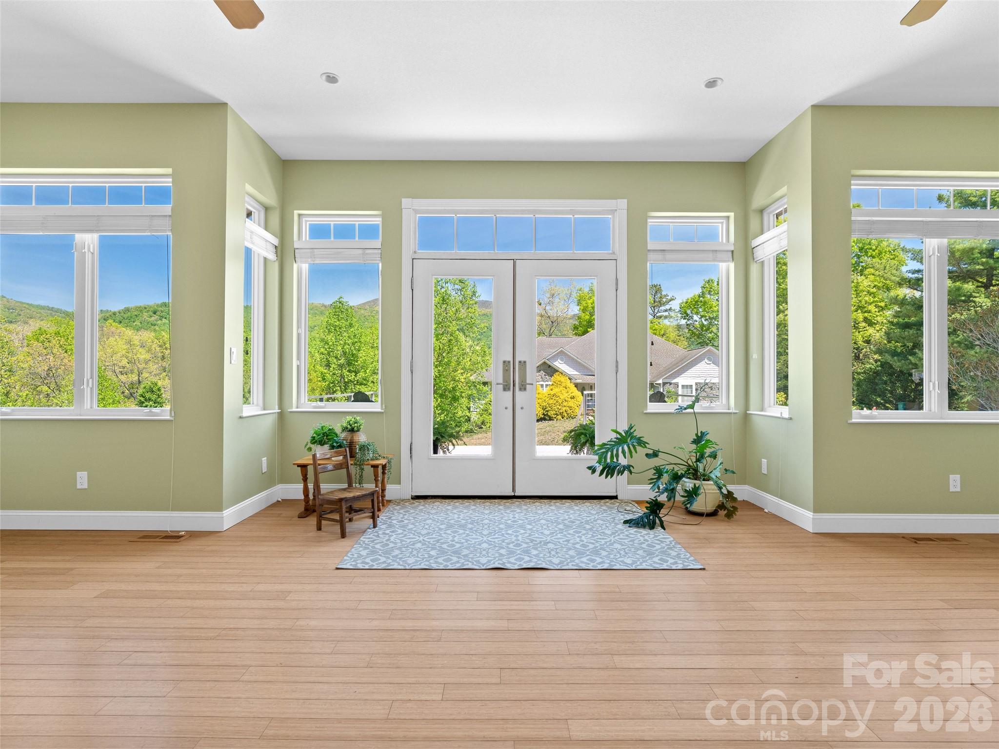16 Chickadee Lane Fairview NC 28730