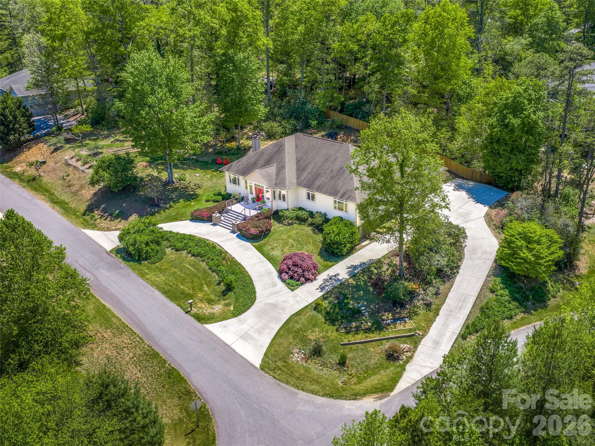 16 Chickadee Lane Fairview NC 28730
