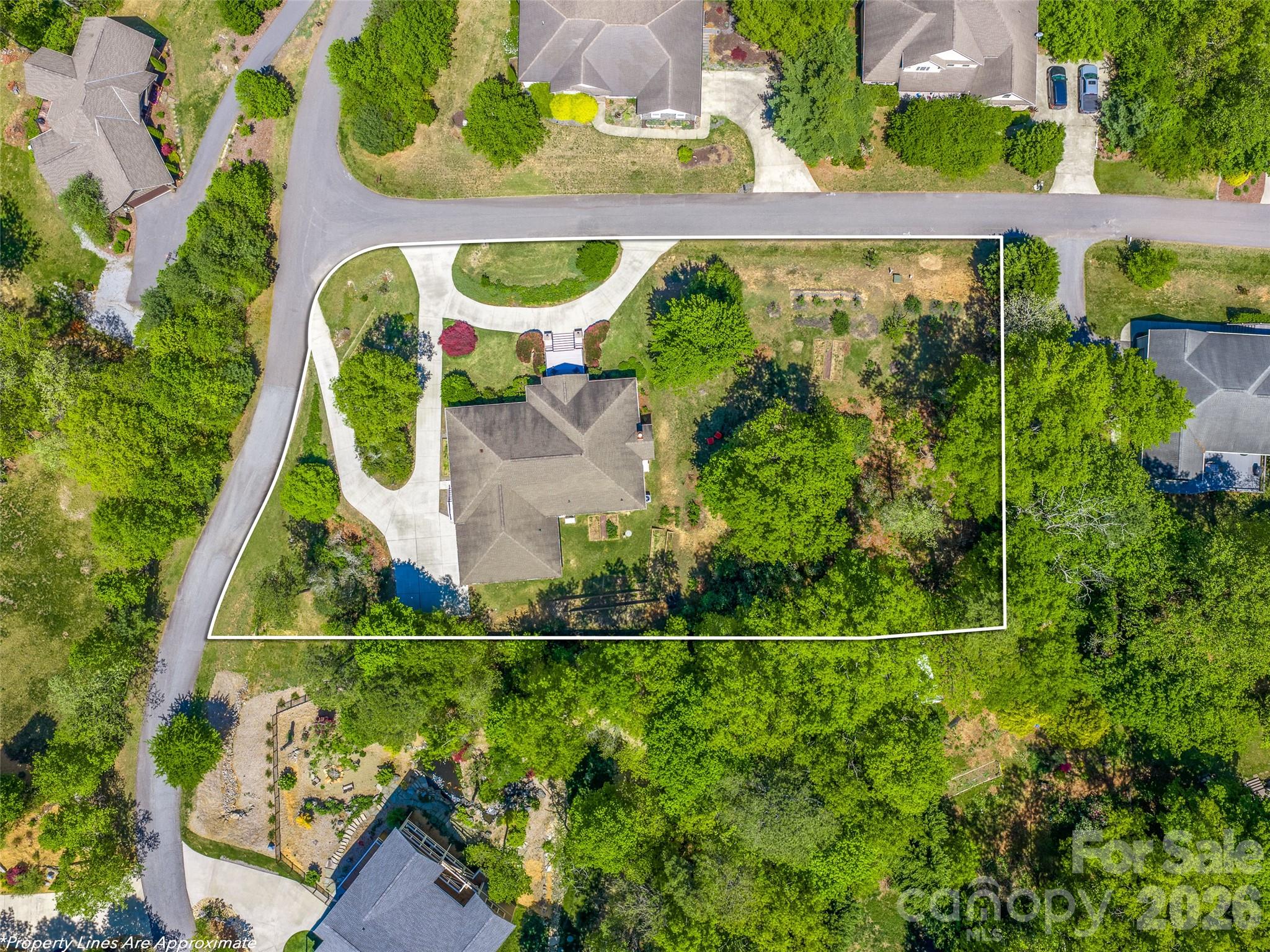 16 Chickadee Lane Fairview NC 28730