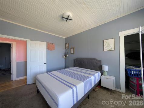 204 Shelby Street Hickory NC 28602
