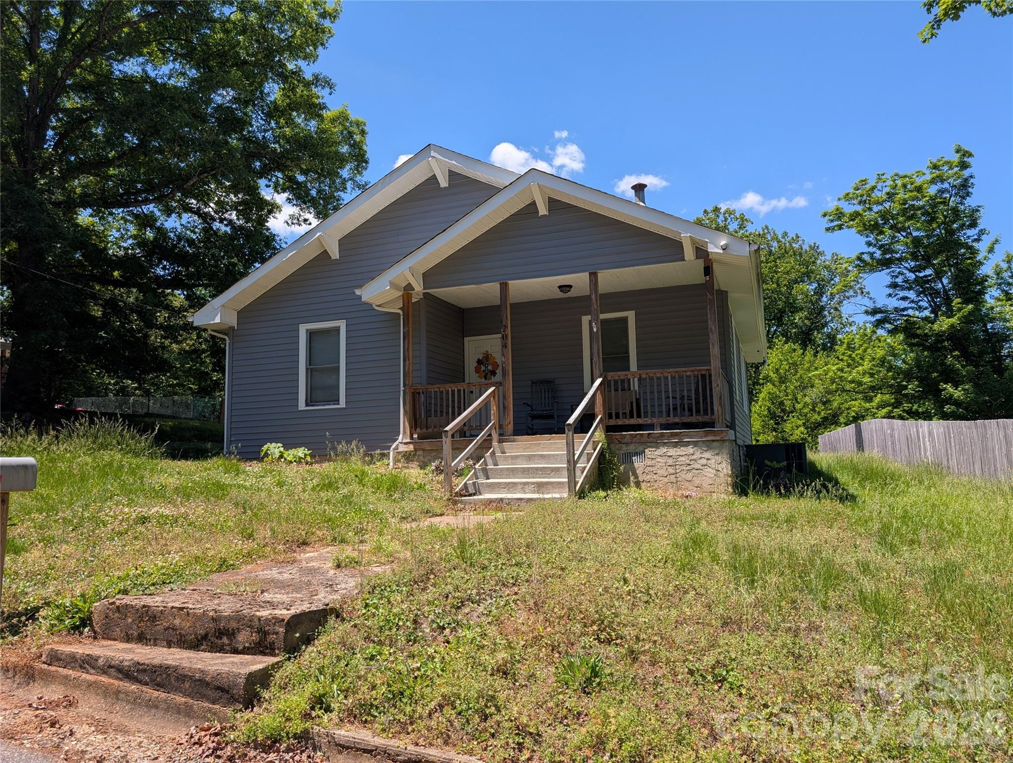 204 Shelby Street Hickory NC 28602