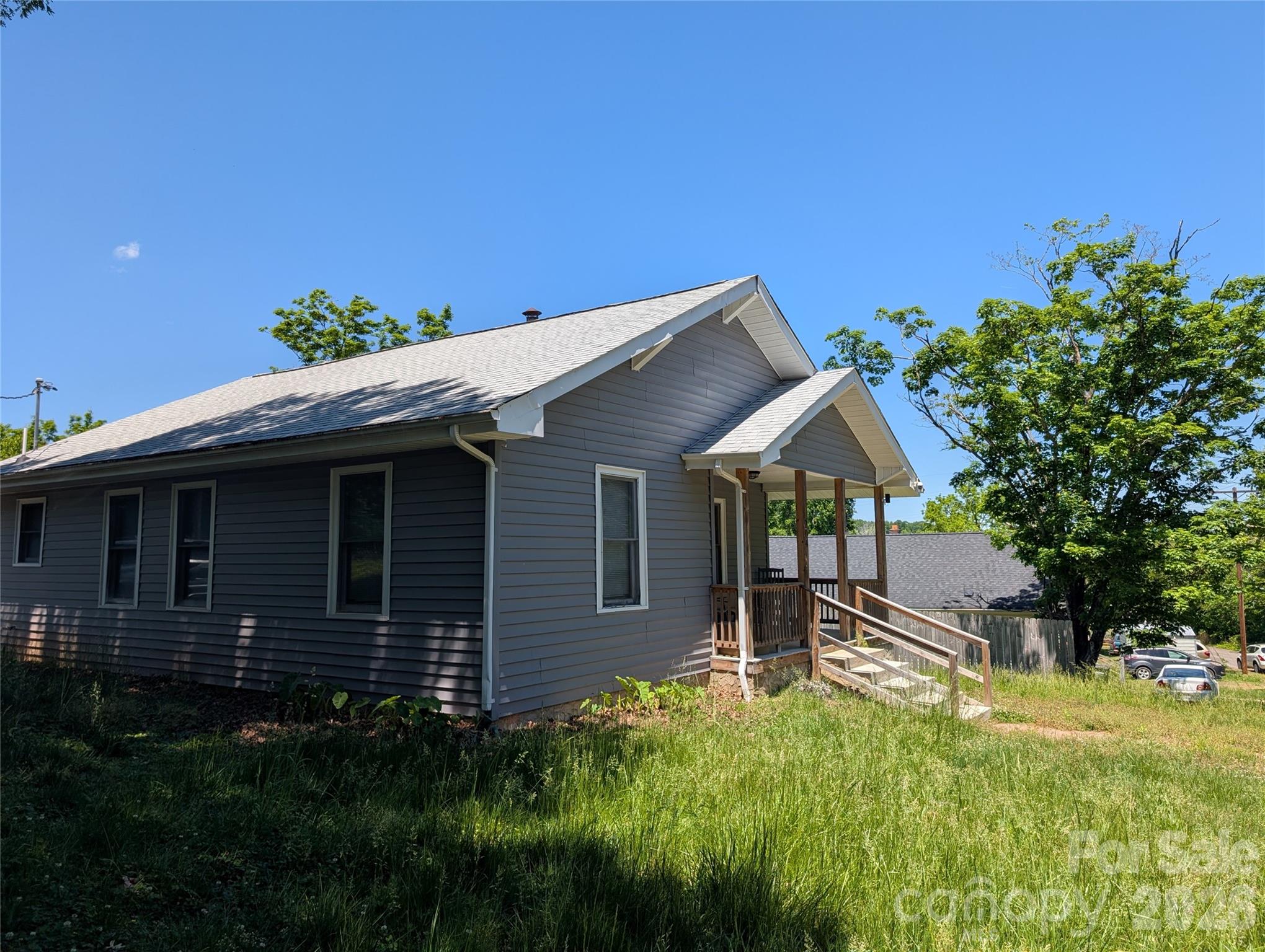 204 Shelby Street Hickory NC 28602