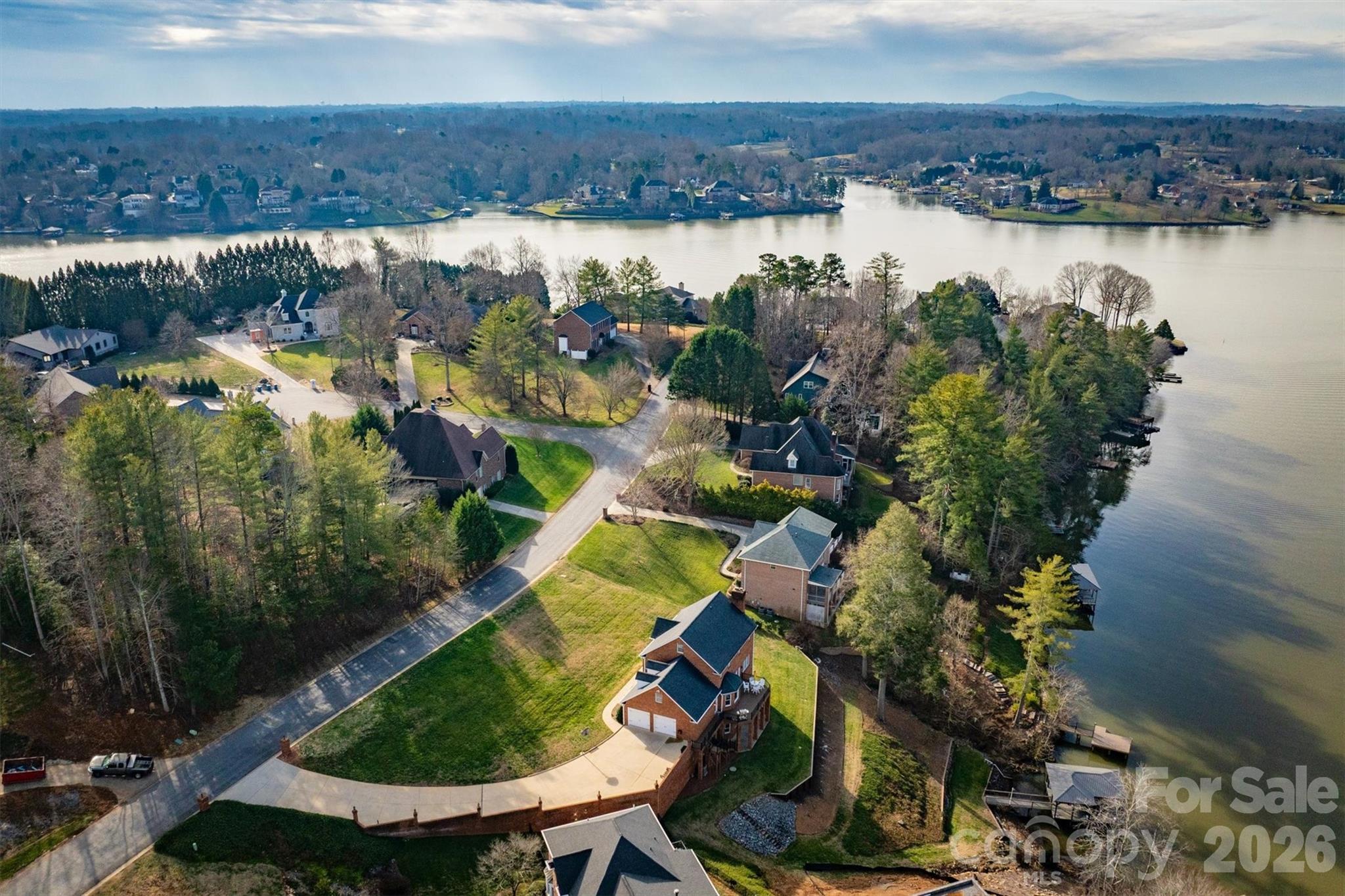 46 Mariners Point Lane Hickory NC 28601