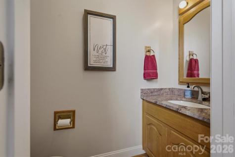 46 Mariners Point Lane Hickory NC 28601