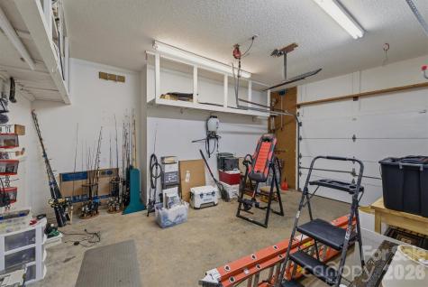 46 Mariners Point Lane Hickory NC 28601