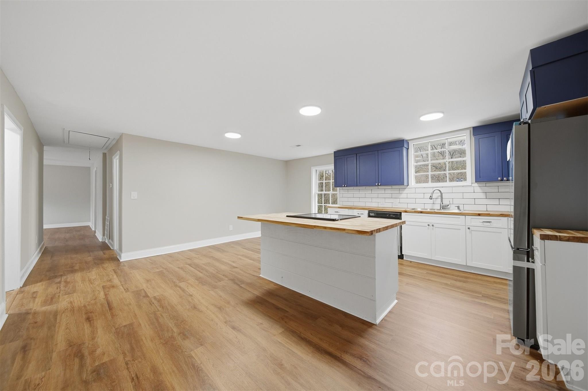 702 N 9th Street Bessemer City NC 28016