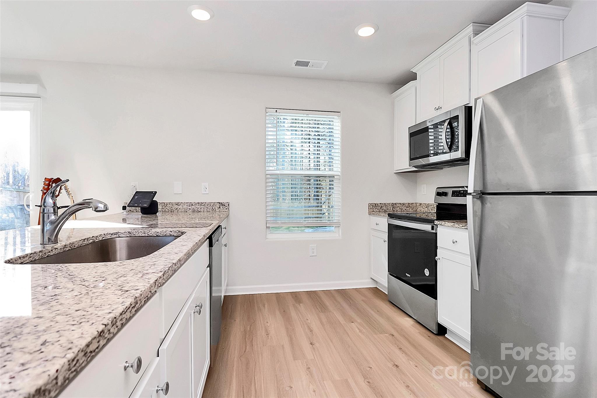 5209 Wolfridge Avenue Charlotte NC 28214