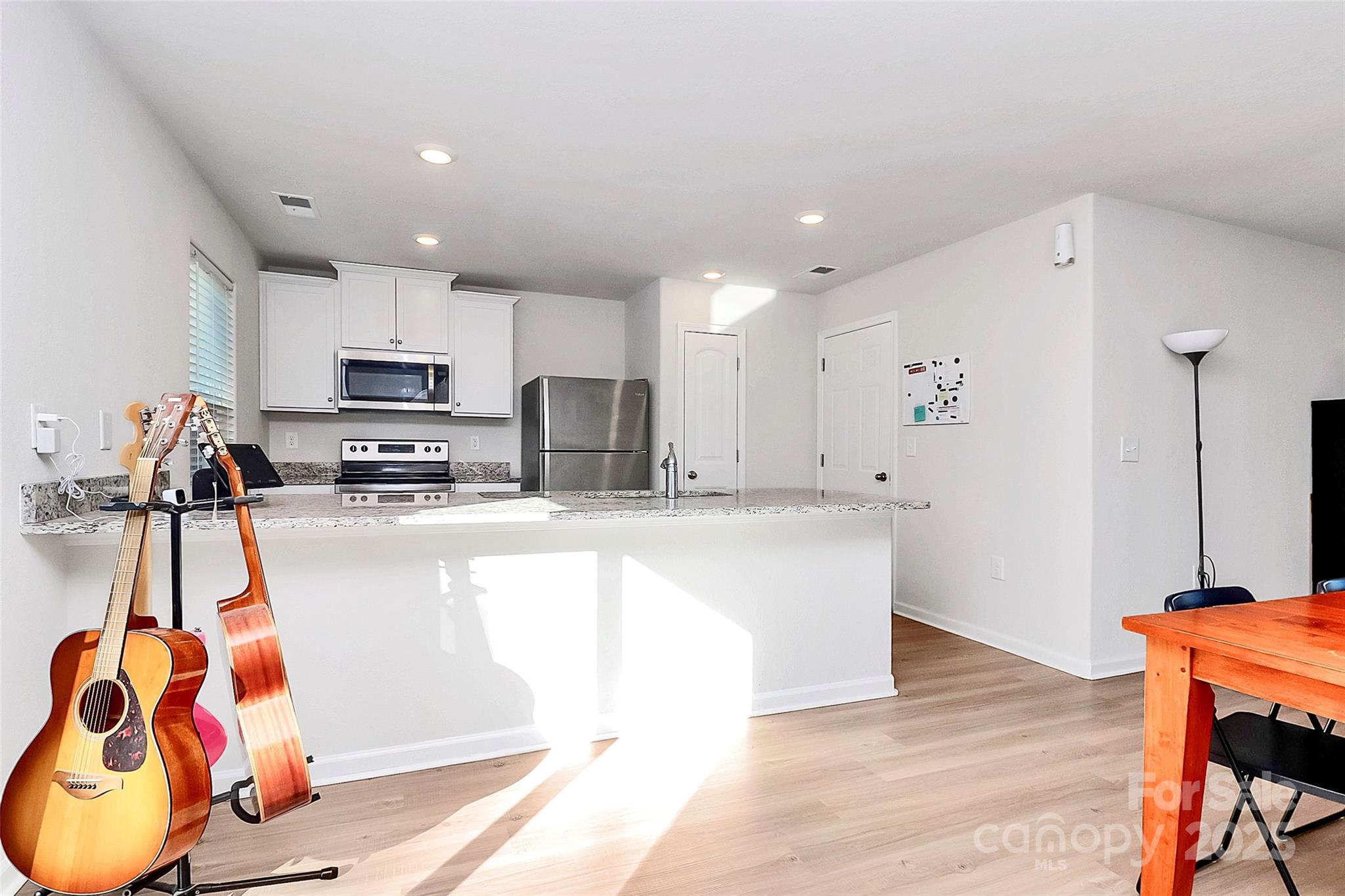 5209 Wolfridge Avenue Charlotte NC 28214