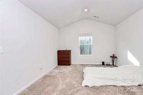 5209 Wolfridge Avenue Charlotte NC 28214