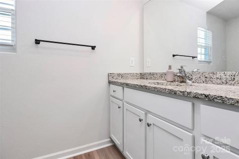 5209 Wolfridge Avenue Charlotte NC 28214