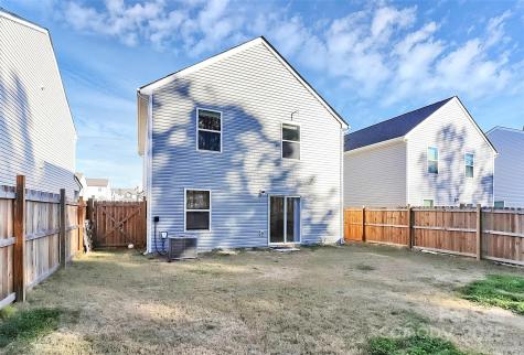 5209 Wolfridge Avenue Charlotte NC 28214