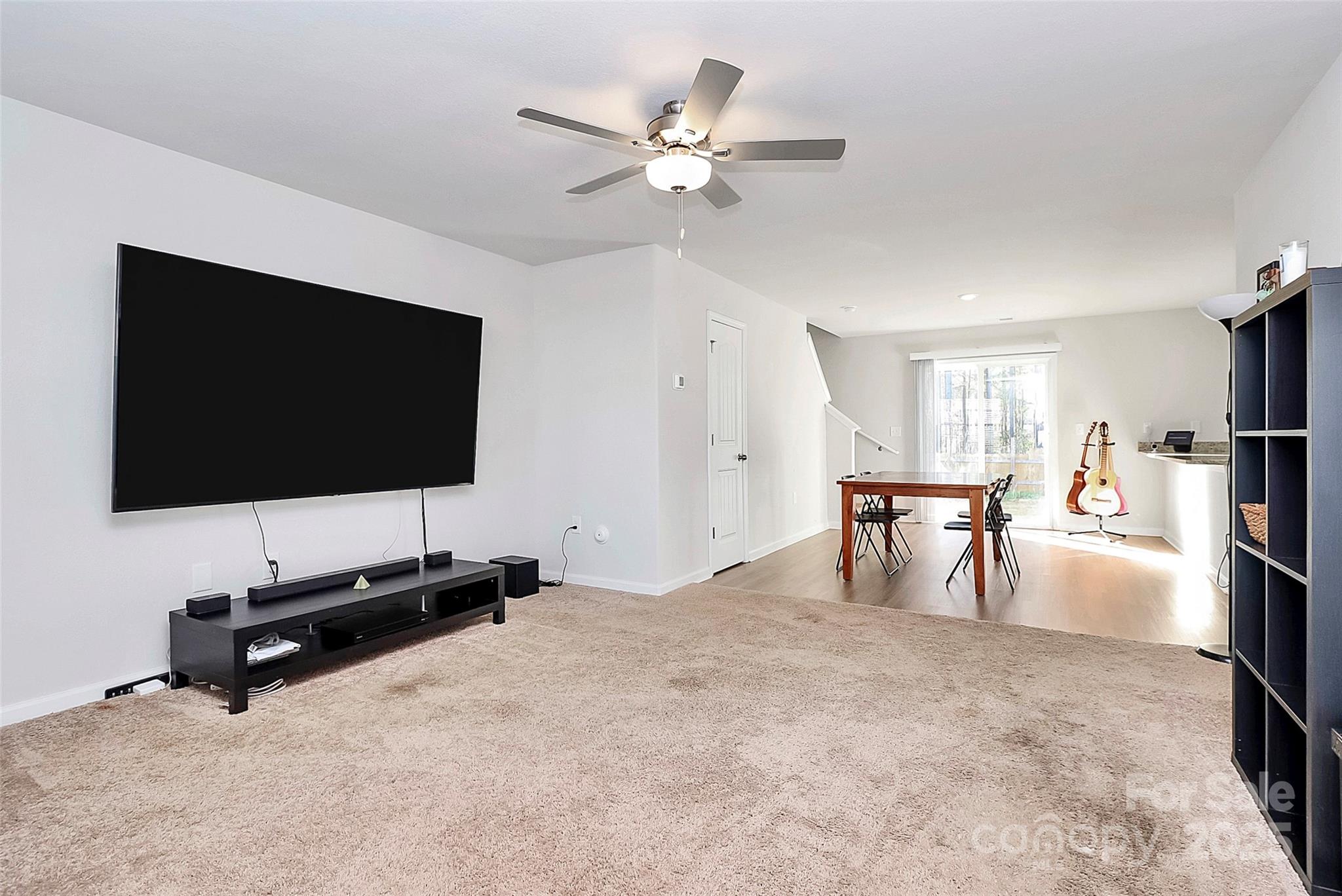 5209 Wolfridge Avenue Charlotte NC 28214