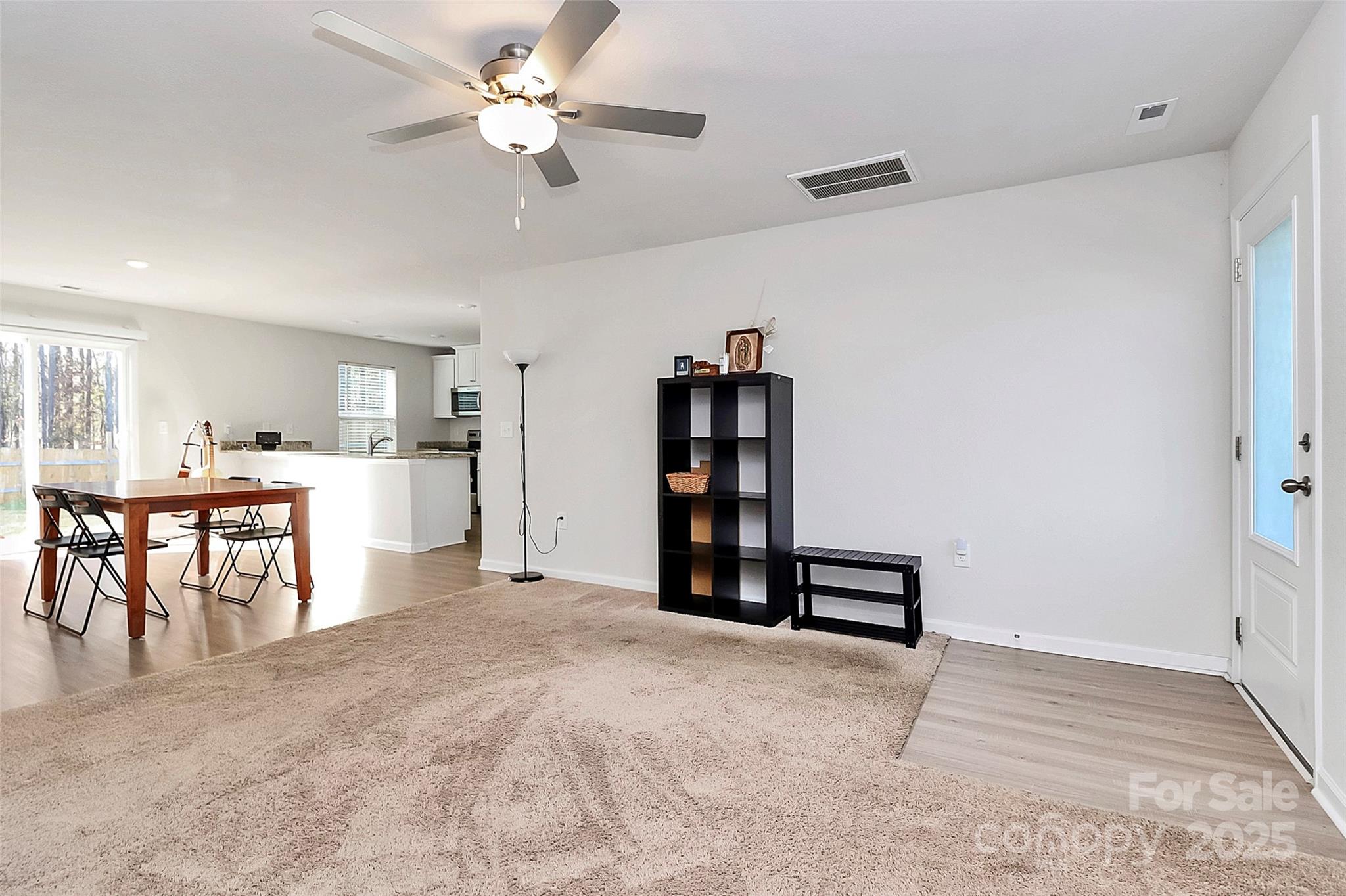 5209 Wolfridge Avenue Charlotte NC 28214