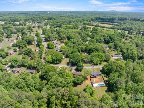 2060 Barringer Circle Newton NC 28658