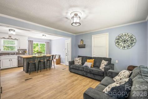 2060 Barringer Circle Newton NC 28658