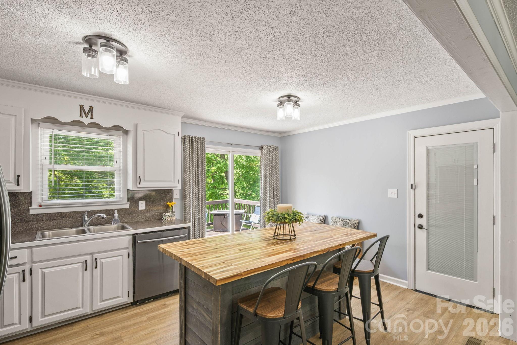 2060 Barringer Circle Newton NC 28658