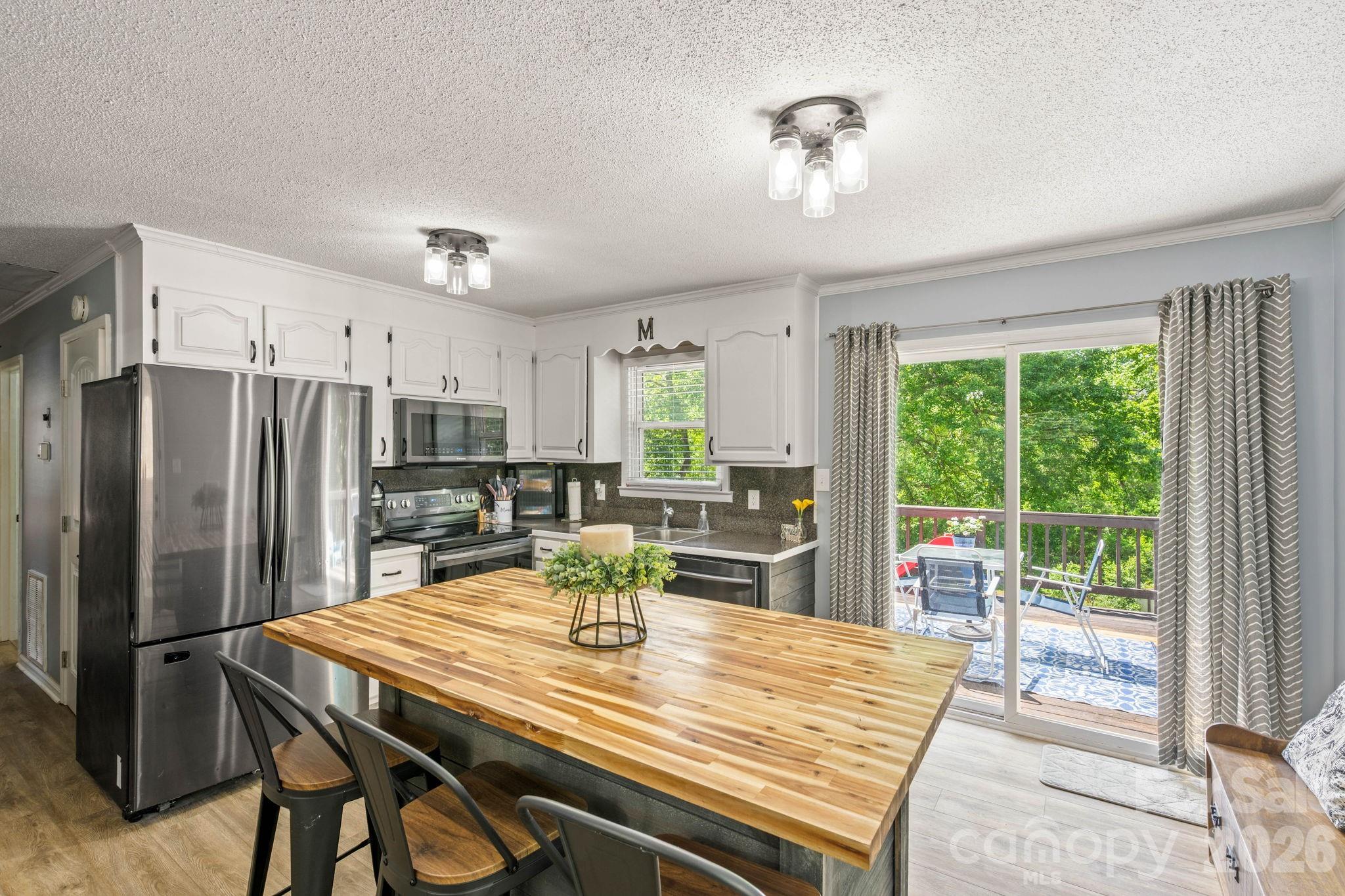 2060 Barringer Circle Newton NC 28658