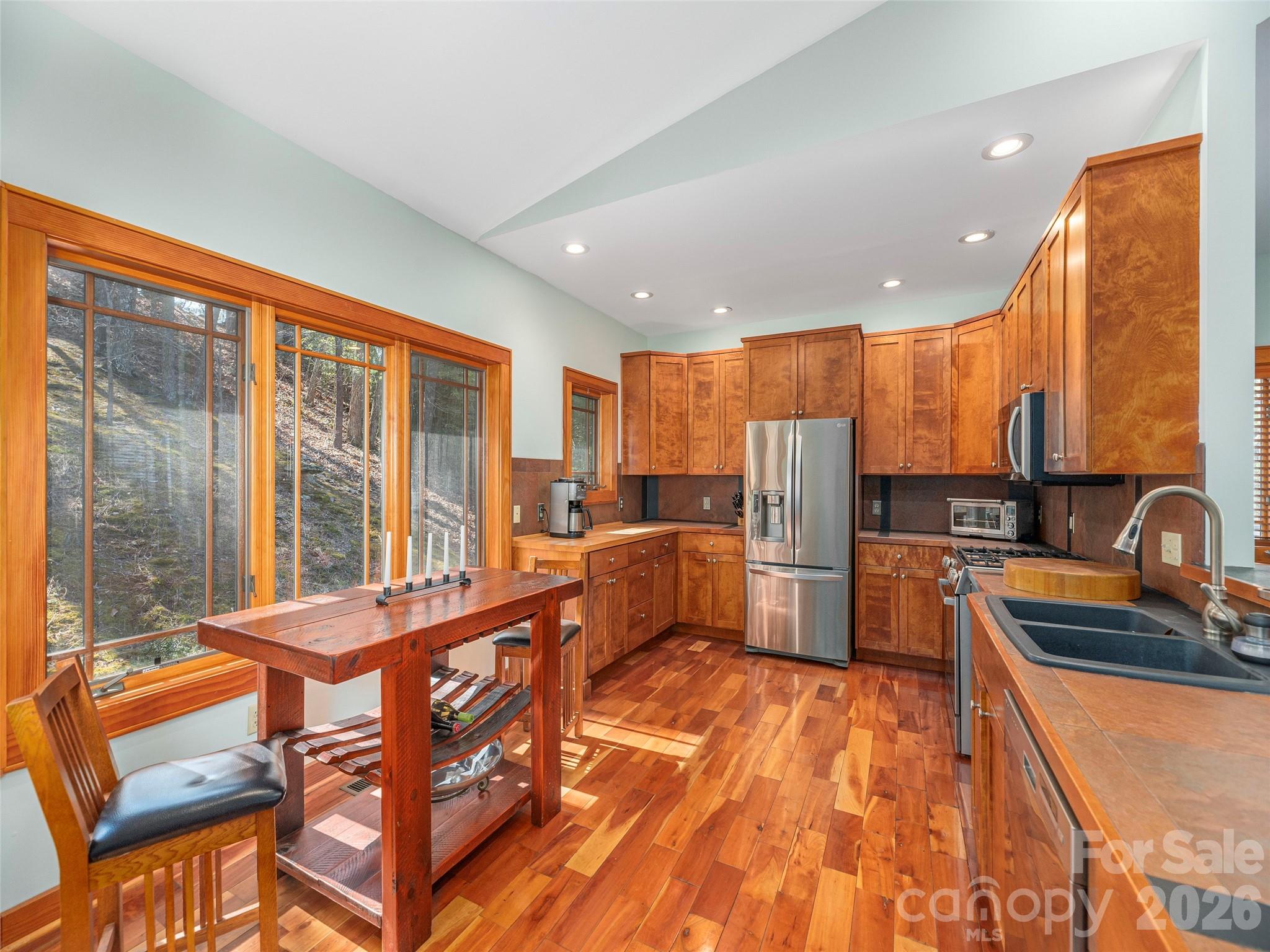 68 Crestwood Road Asheville NC 28804