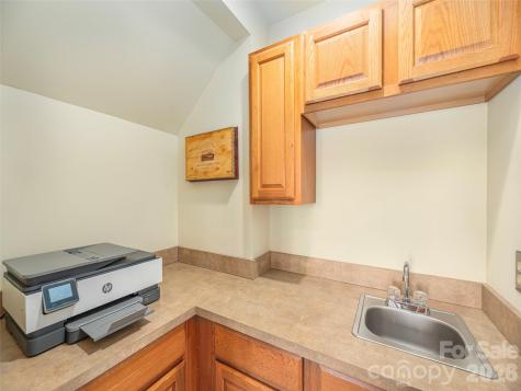 68 Crestwood Road Asheville NC 28804