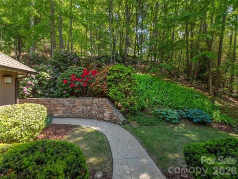 68 Crestwood Road Asheville NC 28804