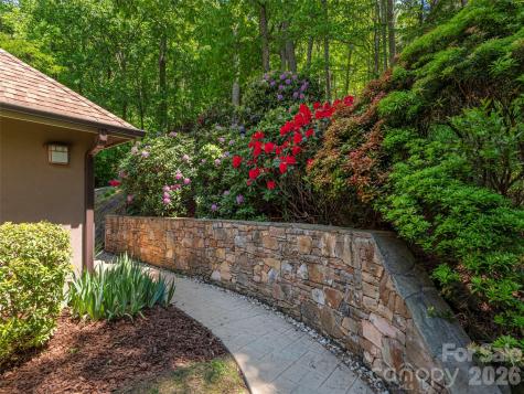 68 Crestwood Road Asheville NC 28804