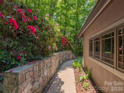 68 Crestwood Road Asheville NC 28804